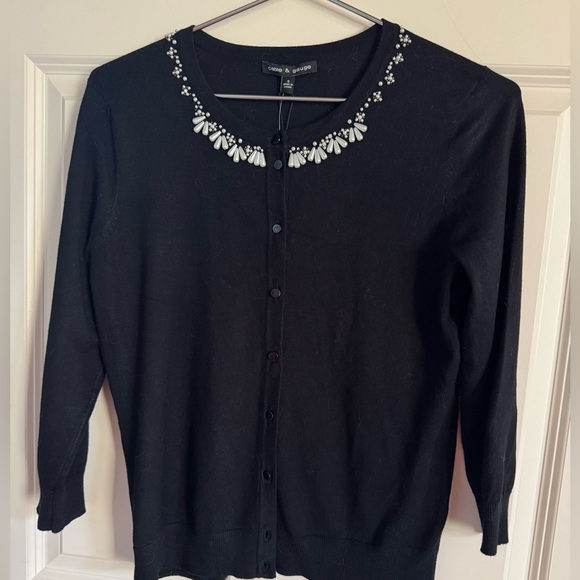 Cable & Gauge pearl accent cardigan - Picture 4 of 4